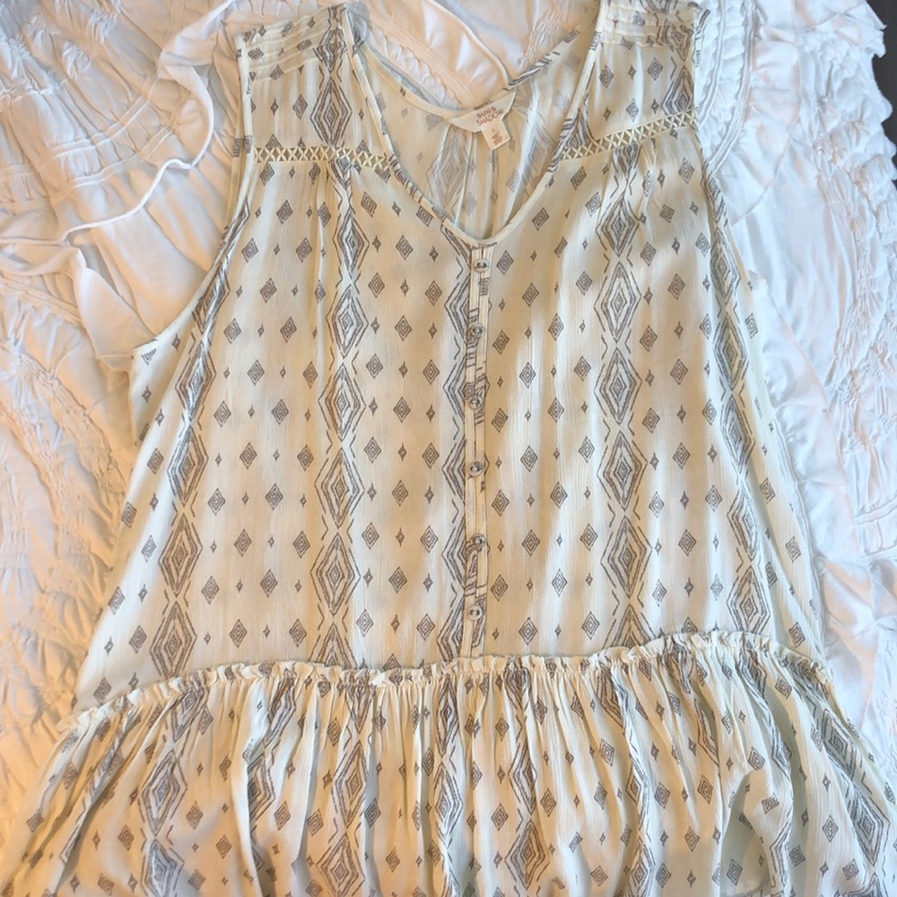 Like new boho chic flowy tank